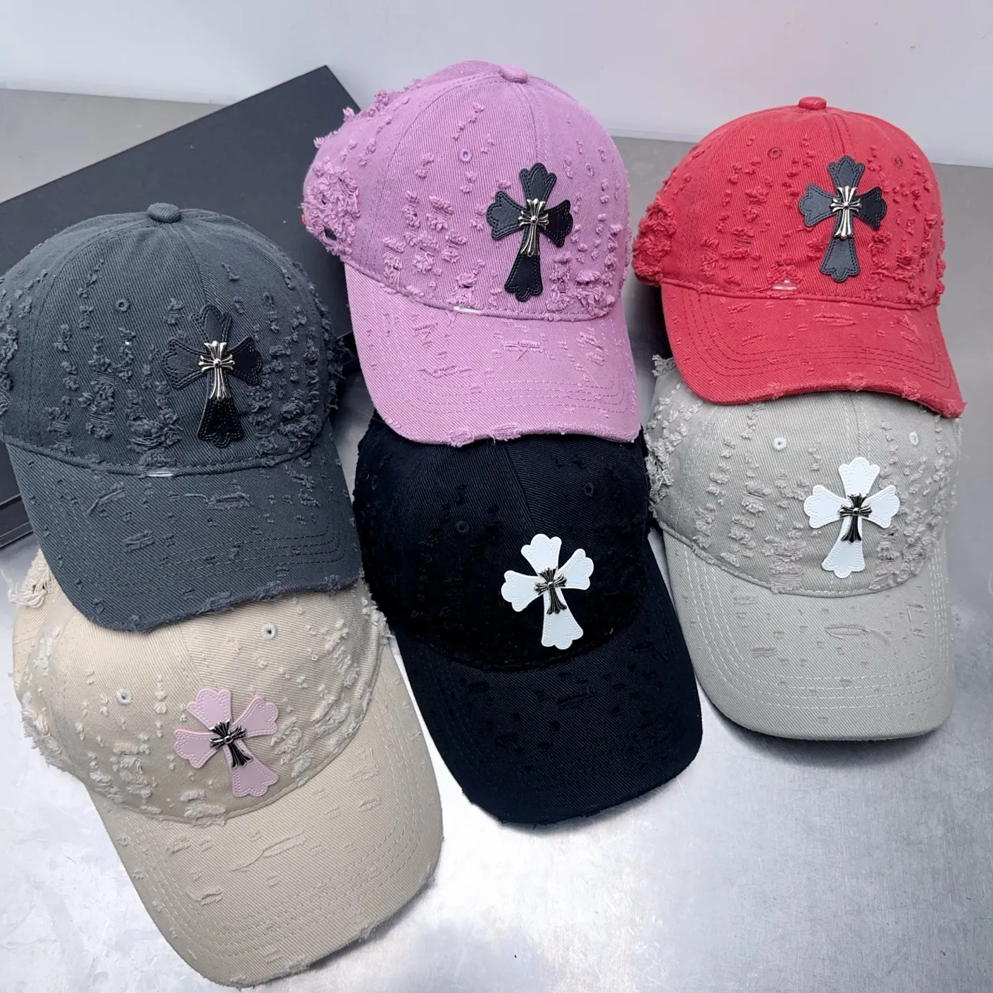 Welcome to inquire, Crow Heart Hole Washable Baseball Cap